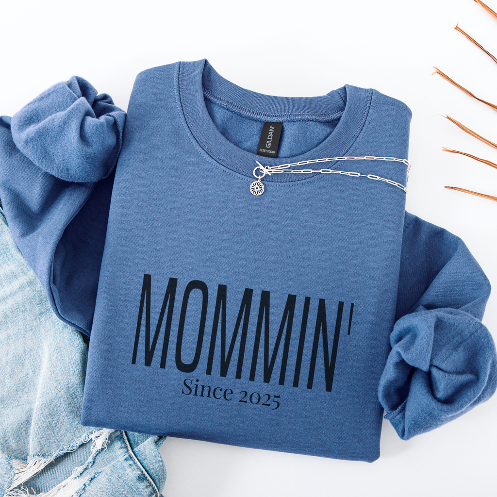 Personalized MOMMIN' Sweatshirt